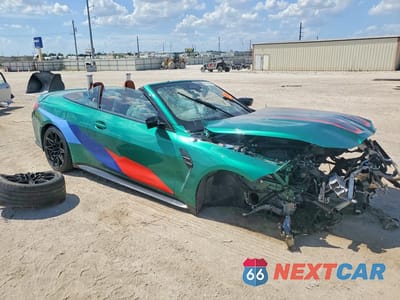 Czwarte zdjęcie samochodu z boku: 2024 BMW M4 COMPETITION VIN:WBS33BA06RCP30112 - miniatura