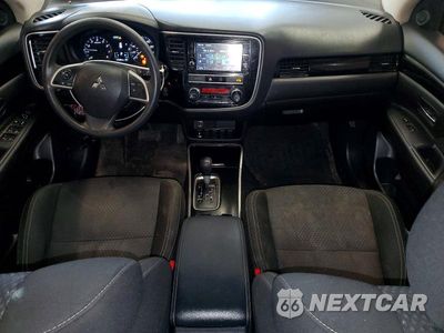 Zdjęcie 8 z 13 samochodu: 2019 MITSUBISHI OUTLANDER SE VIN:JA4AZ3A33KZ016674 - miniatura