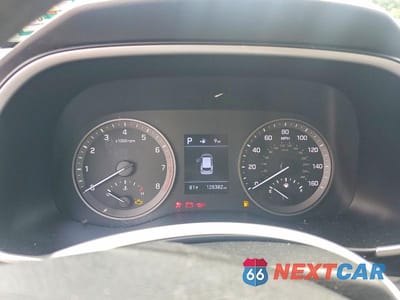Zdjęcie 9 z 13 samochodu: 2019 HYUNDAI TUCSON SE VIN:KM8J2CA49KU857605 - miniatura