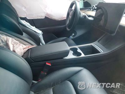 Zdjęcie 8 z 12 samochodu: 2024 TESLA MODEL Y VIN:7SAYGDEE5RA226074 - miniatura