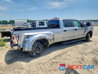 Trzecie zdjęcie samochodu z tyłu: 2020 FORD F350 SUPER DUTY VIN:1FT8W3DT8LEE92775 - miniatura
