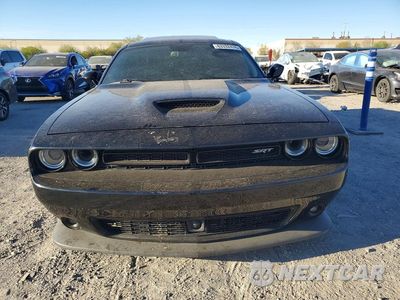 Piąte zdjęcie samochodu w środku: 2016 DODGE CHALLENGER SRT 392 VIN:2C3CDZDJ0GH125552 - miniatura