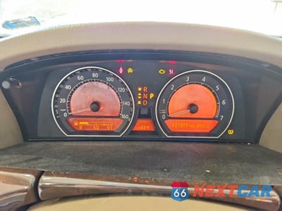 Zdjęcie 9 z 12 samochodu: 2008 BMW 750 LI VIN:WBAHN83578DT77629 - miniatura