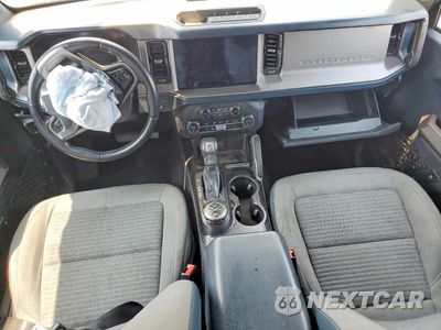 Zdjęcie 8 z 13 samochodu: 2023 FORD BRONCO BASE VIN:1FMEE5DPXPLB37348 - miniatura