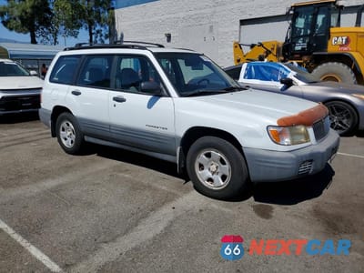 Czwarte zdjęcie samochodu z boku: 2002 SUBARU FORESTER L VIN:JF1SF63522H749281 - miniatura