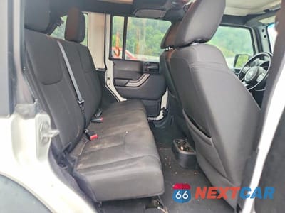 Zdjęcie 11 z 13 samochodu: 2016 JEEP WRANGLER UNLIMITED SPORT VIN:1C4BJWDG6GL206013 - miniatura