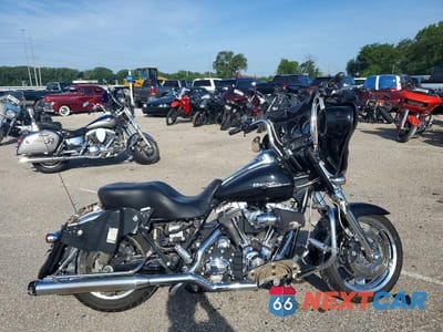 2010 HARLEY-DAVIDSON FLHX 1HD1KB417AB643320 - główne zdjęcie licytacji z USA - miniatura
