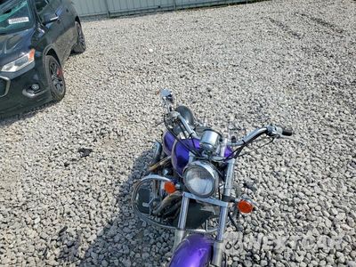 Piąte zdjęcie samochodu w środku: 1997 HONDA VT1100 C2 VIN:1HFSC3256VA200429 - miniatura