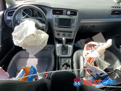 Zdjęcie 8 z 13 samochodu: 2016 VOLKSWAGEN GOLF S/SE VIN:3VW217AU2GM024093 - miniatura