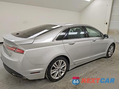 Trzecie zdjęcie samochodu z tyłu: 2013 LINCOLN MKZ VIN:3LN6L2GK4DR815209 - miniatura