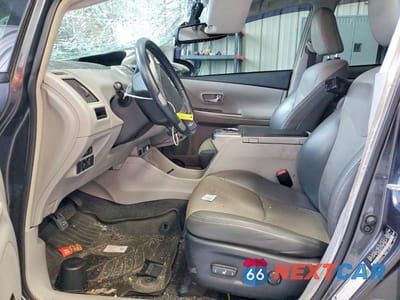 Zdjęcie 7 z 13 samochodu: 2015 TOYOTA PRIUS V FIVE VIN:JTDZN3EU6FJ017667 - miniatura