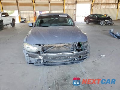 Piąte zdjęcie samochodu w środku: 2014 BMW 320 I VIN:WBA3B1C53EK132795 - miniatura