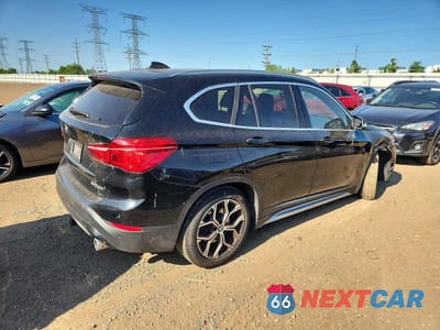 Trzecie zdjęcie samochodu z tyłu: 2022 BMW X1 XDRIVE28I VIN:WBXJG9C05N5V28856 - miniatura