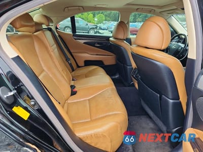 Zdjęcie 10 z 12 samochodu: 2013 LEXUS LS 460 VIN:JTHBL5EF7D5121173 - miniatura