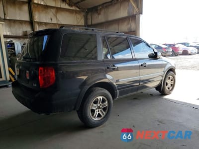Trzecie zdjęcie samochodu z tyłu: 2004 HONDA PILOT EXL VIN:5FNYF18524B006333 - miniatura