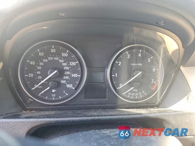 Zdjęcie 9 z 12 samochodu: 2013 BMW X1 XDRIVE28I VIN:WBAVL1C57DVR91228 - miniatura