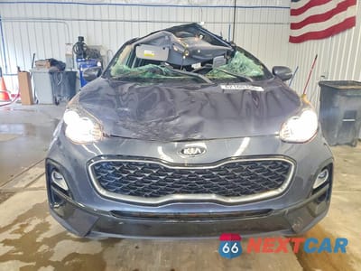 Piąte zdjęcie samochodu w środku: 2020 KIA SPORTAGE LX VIN:KNDPMCAC9L7751025 - miniatura