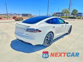 Czwarte zdjęcie samochodu z boku: 2021 TESLA MODEL S VIN:5YJSA1E47MF427870 - miniatura