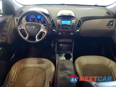 Zdjęcie 8 z 14 samochodu: 2011 HYUNDAI TUCSON GLS VIN:KM8JU3AC9BU232056 - miniatura