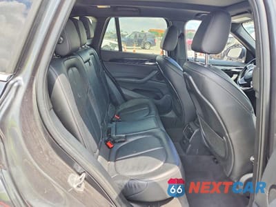 Zdjęcie 11 z 13 samochodu: 2018 BMW X1 XDRIVE28I VIN:WBXHT3C34J5K27989 - miniatura