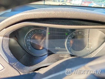 Zdjęcie 9 z 12 samochodu: 2014 LINCOLN MKZ VIN:3LN6L2GK8ER806594 - miniatura