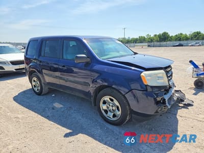 Czwarte zdjęcie samochodu z boku: 2015 HONDA PILOT LX VIN:5FNYF4H28FB075277 - miniatura