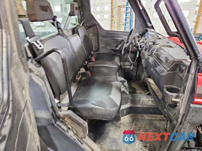 Piąte zdjęcie samochodu w środku: 2018 POLARIS RANGER XP 1000 UTILITY VEHICLE VIN:4XARRU991J8521549 - miniatura