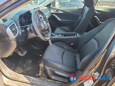 Zdjęcie 7 z 12 samochodu: 2017 MAZDA 3 SPORT VIN:3MZBN1U78HM107634 - miniatura