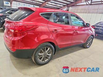 Trzecie zdjęcie samochodu z tyłu: 2015 HYUNDAI TUCSON GLS VIN:KM8JTCAF7FU965001 - miniatura
