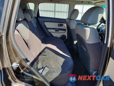 Zdjęcie 11 z 13 samochodu: 2010 KIA SOUL + VIN:KNDJT2A29A7160426 - miniatura