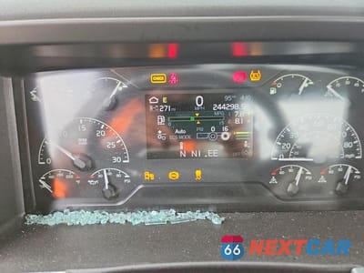 Zdjęcie 9 z 13 samochodu: 2024 VOLVO VN VNL VIN:4V4NB9EG6RN664057 - miniatura
