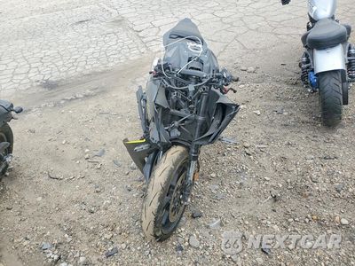 Drugie zdjęcie samochodu z przodu: 2026 HONDA CBR650 R VIN:MLHRH1552T5201784 - miniatura