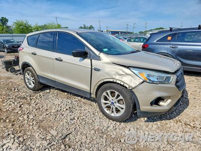 Czwarte zdjęcie samochodu z boku: 2017 FORD ESCAPE S VIN:1FMCU0F7XHUB52731 - miniatura