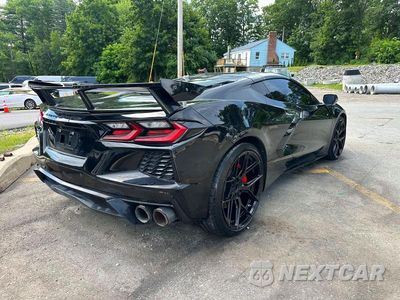 Trzecie zdjęcie samochodu z tyłu: 2023 CHEVROLET CORVETTE STINGRAY 1LT VIN:1G1YA2D40P5106799 - miniatura