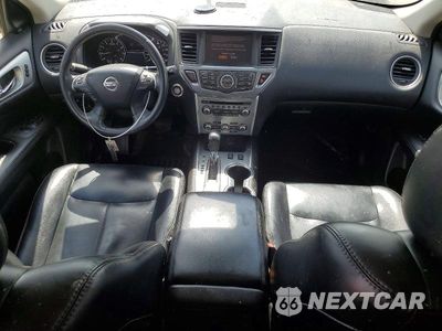 Zdjęcie 8 z 12 samochodu: 2018 NISSAN PATHFINDER SL VIN:5N1DR2MN5JC614465 - miniatura