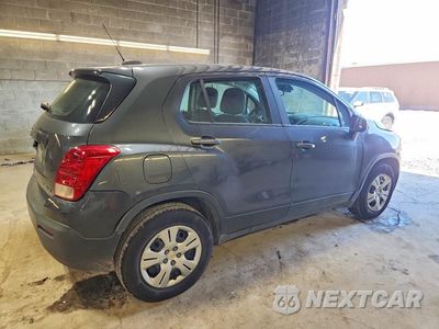 Trzecie zdjęcie samochodu z tyłu: 2016 CHEVROLET TRAX LS VIN:3GNCJKSB1GL115702 - miniatura