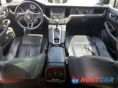 Zdjęcie 8 z 13 samochodu: 2016 PORSCHE MACAN S VIN:WP1AB2A55GLB40847 - miniatura