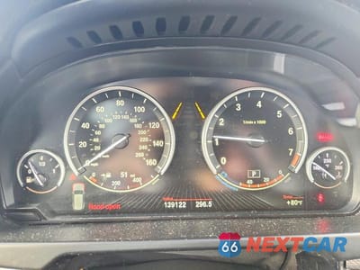 Zdjęcie 9 z 13 samochodu: 2015 BMW X5 XDRIVE35I VIN:5UXKR0C56F0K56981 - miniatura