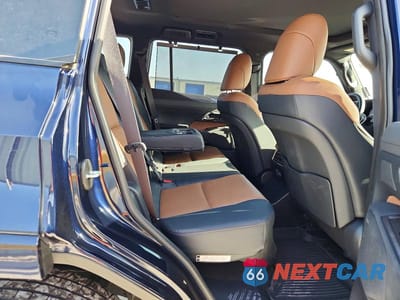 Zdjęcie 10 z 12 samochodu: 2024 LEXUS GX 550 LUXURY+ VIN:JTJVBCDX9R5022374 - miniatura