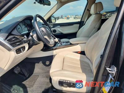 Zdjęcie 7 z 12 samochodu: 2016 BMW X5 XDRIVE35I VIN:5UXKR0C56G0P18814 - miniatura