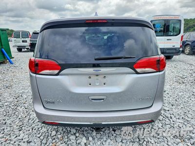 Zdjęcie 6 z 13 samochodu: 2018 CHRYSLER PACIFICA LIMITED VIN:2C4RC1GG2JR276095 - miniatura