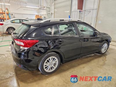 Trzecie zdjęcie samochodu z tyłu: 2018 SUBARU IMPREZA PREMIUM VIN:4S3GTAB69J3742359 - miniatura