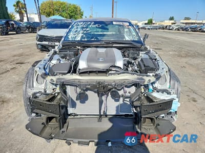 Piąte zdjęcie samochodu w środku: 2026 LEXUS IS 350 F SPORT DESIGN VIN:JTHBZ1B25T5104427 - miniatura