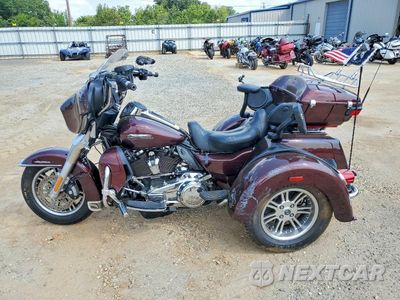 Trzecie zdjęcie samochodu z tyłu: 2019 HARLEY-DAVIDSON FLHTCUTG VIN:1HD1MAF12KB858154 - miniatura