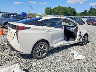 Trzecie zdjęcie samochodu z tyłu: 2017 TOYOTA PRIUS THREE TOURING VIN:JTDKARFU2H3054141 - miniatura