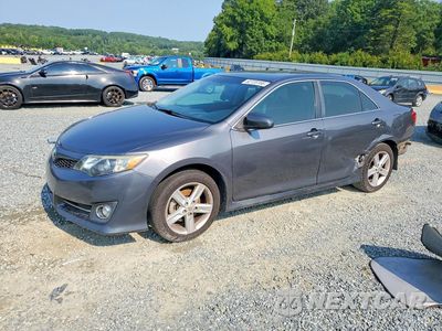 2013 TOYOTA CAMRY SE 4T1BF1FK5DU660972 - główne zdjęcie licytacji z USA - miniatura