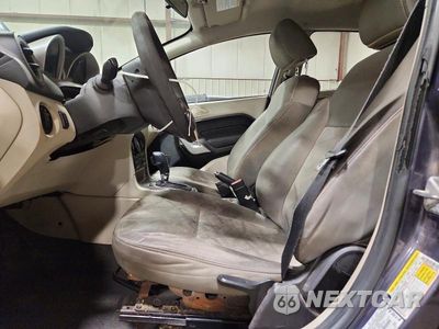 Zdjęcie 7 z 12 samochodu: 2013 FORD FIESTA SE VIN:3FADP4BJ6DM217880 - miniatura