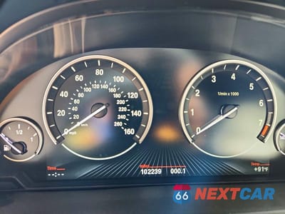 Zdjęcie 9 z 13 samochodu: 2017 BMW X5 XDR40E VIN:5UXKT0C58H0S80607 - miniatura