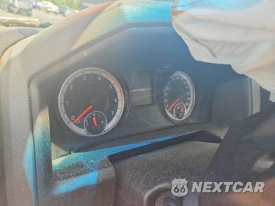 Zdjęcie 8 z 9 samochodu: 2019 RAM 1500 CLASSIC TRADESMAN VIN:3C6JR6DG0KG567139 - miniatura