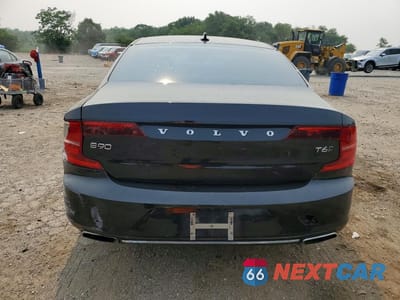 Zdjęcie 6 z 12 samochodu: 2018 VOLVO S90 T6 MOMENTUM VIN:LVY992MK1JP024703 - miniatura